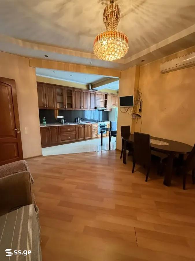 Mirian Mephe st. - 2 rooms