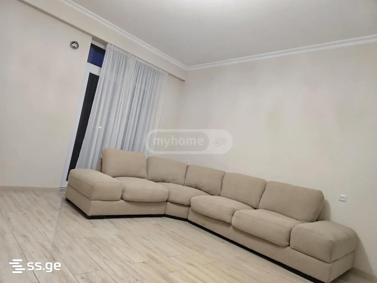 kuchishvili st. 10 - 3 rooms