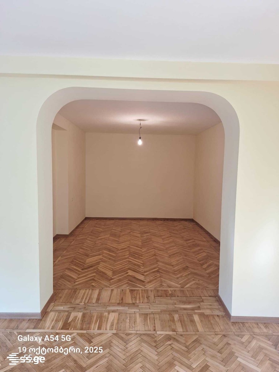barnovi st. 0 - 3 rooms