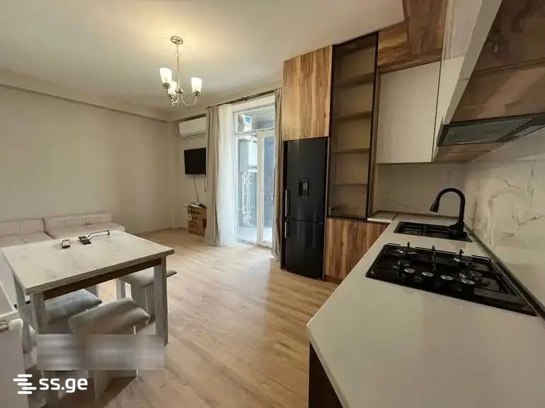 Jakob Rainegsi st. - 3 rooms
