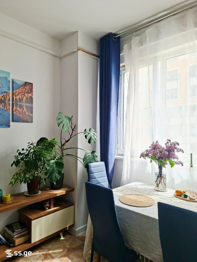 Sh. Nadirashvili st. 42 - 3 rooms