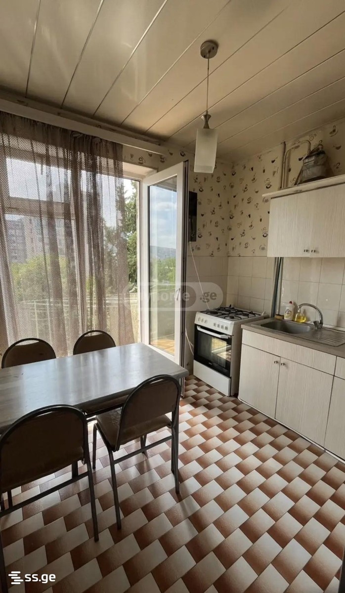 tsinandali st. 11 - 2 rooms
