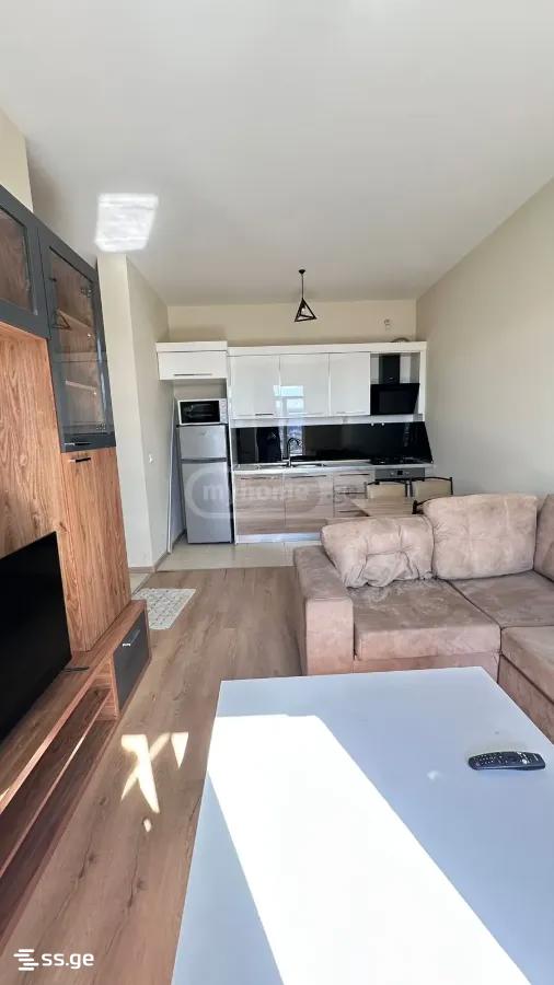 Bob walsh st. - 2 rooms