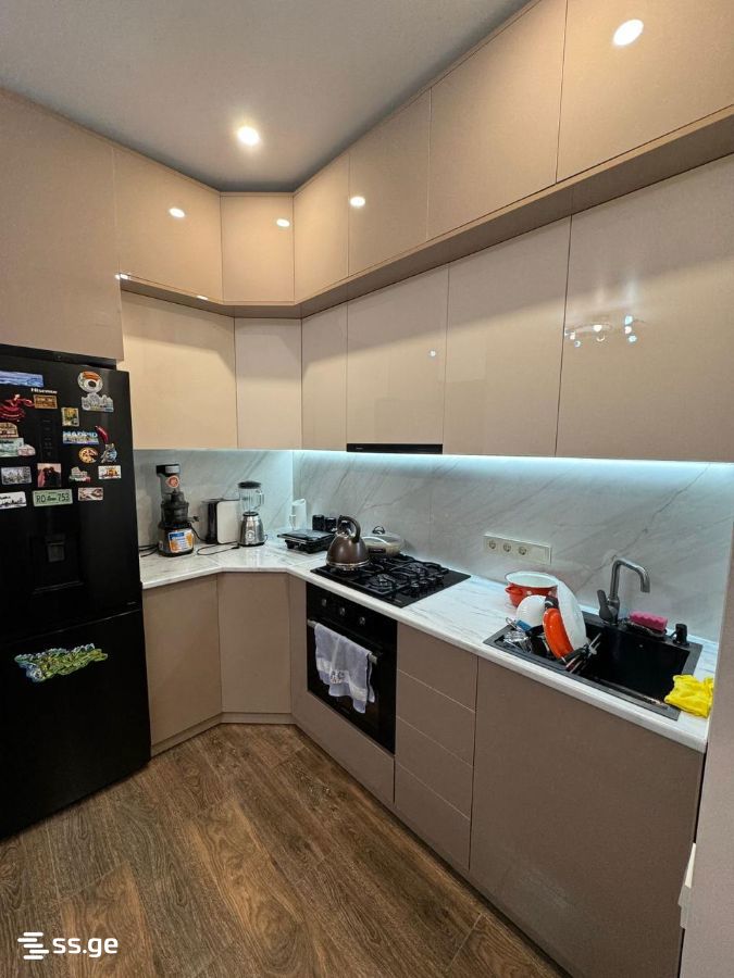 65 - 2 rooms