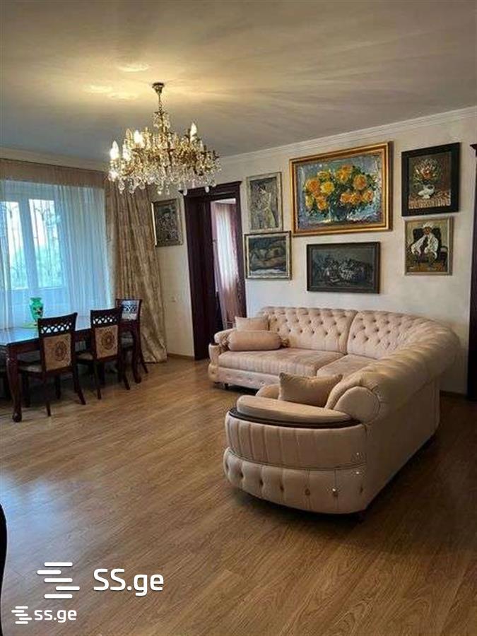 sairme st. 7 - 6 rooms