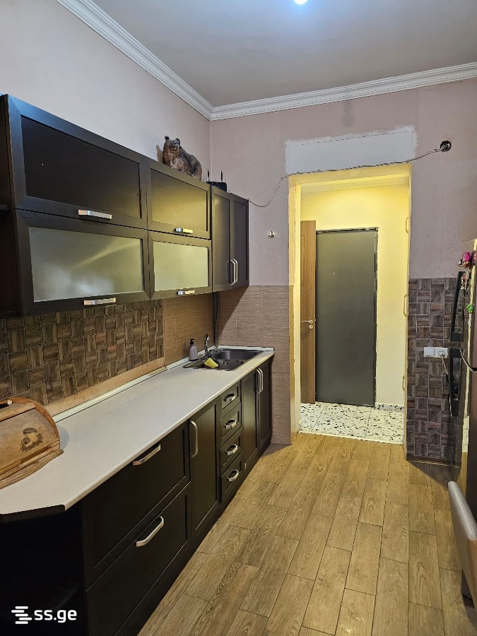 konstitucia st. 77 - 3 rooms