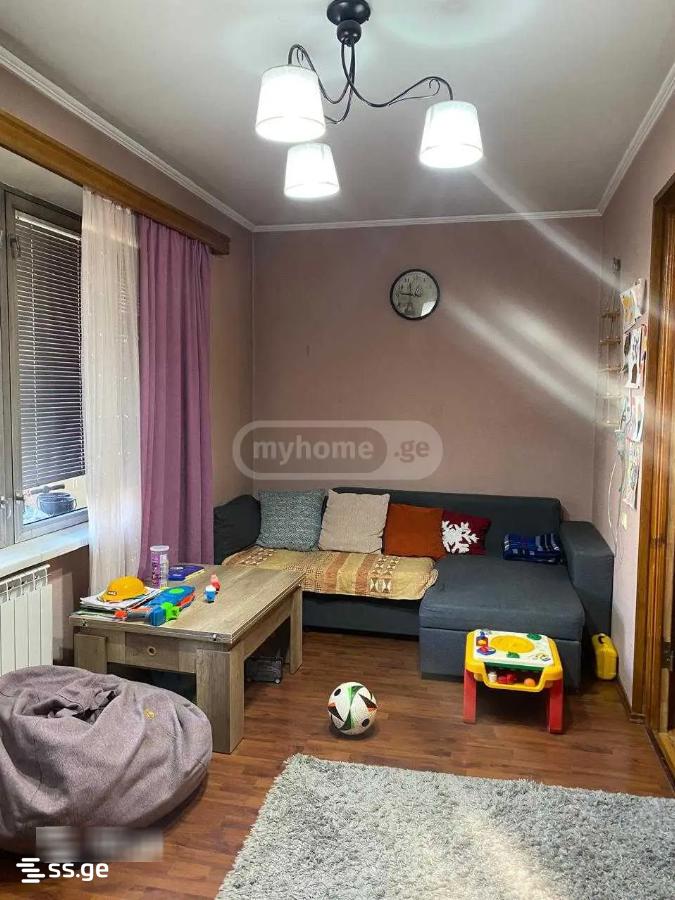 dumbadze ave - 4 rooms