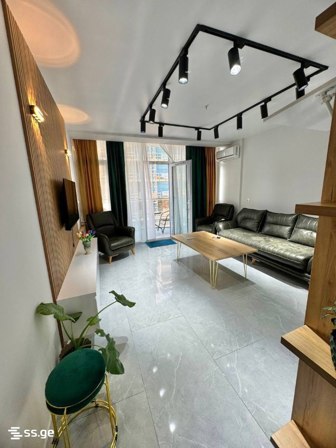 Lech and Maria Kaczynski street 19 - 2 rooms