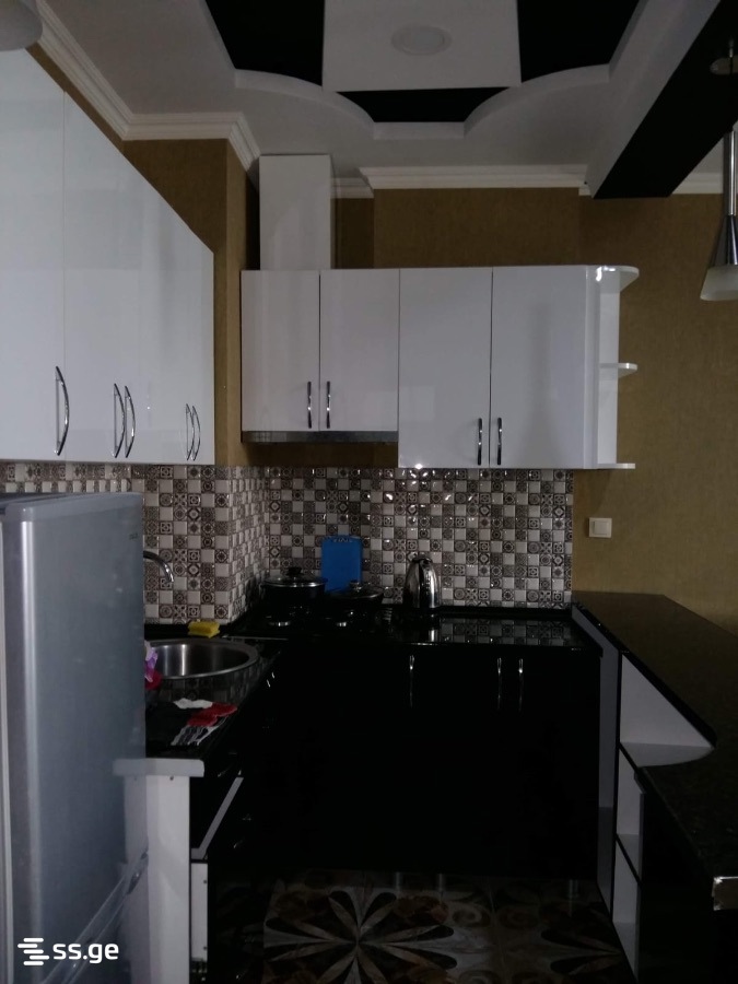 Vazha-Pshavela st. 8 - 2 rooms