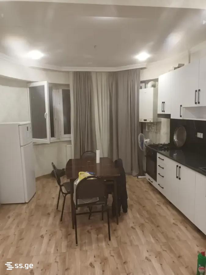 Mirian Mephe st. - 3 rooms