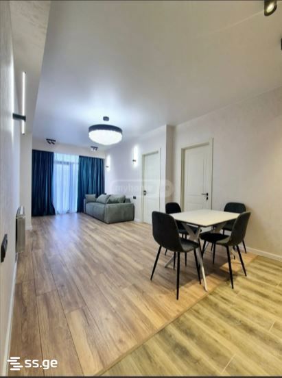 Vepkhistkaosnis st. - 3 rooms