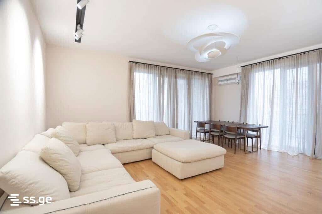 Lisi lake - 4 rooms