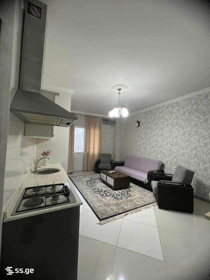 4 - 2 rooms