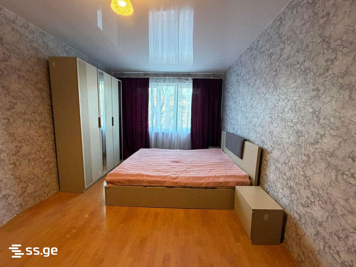 7 - 1 rooms
