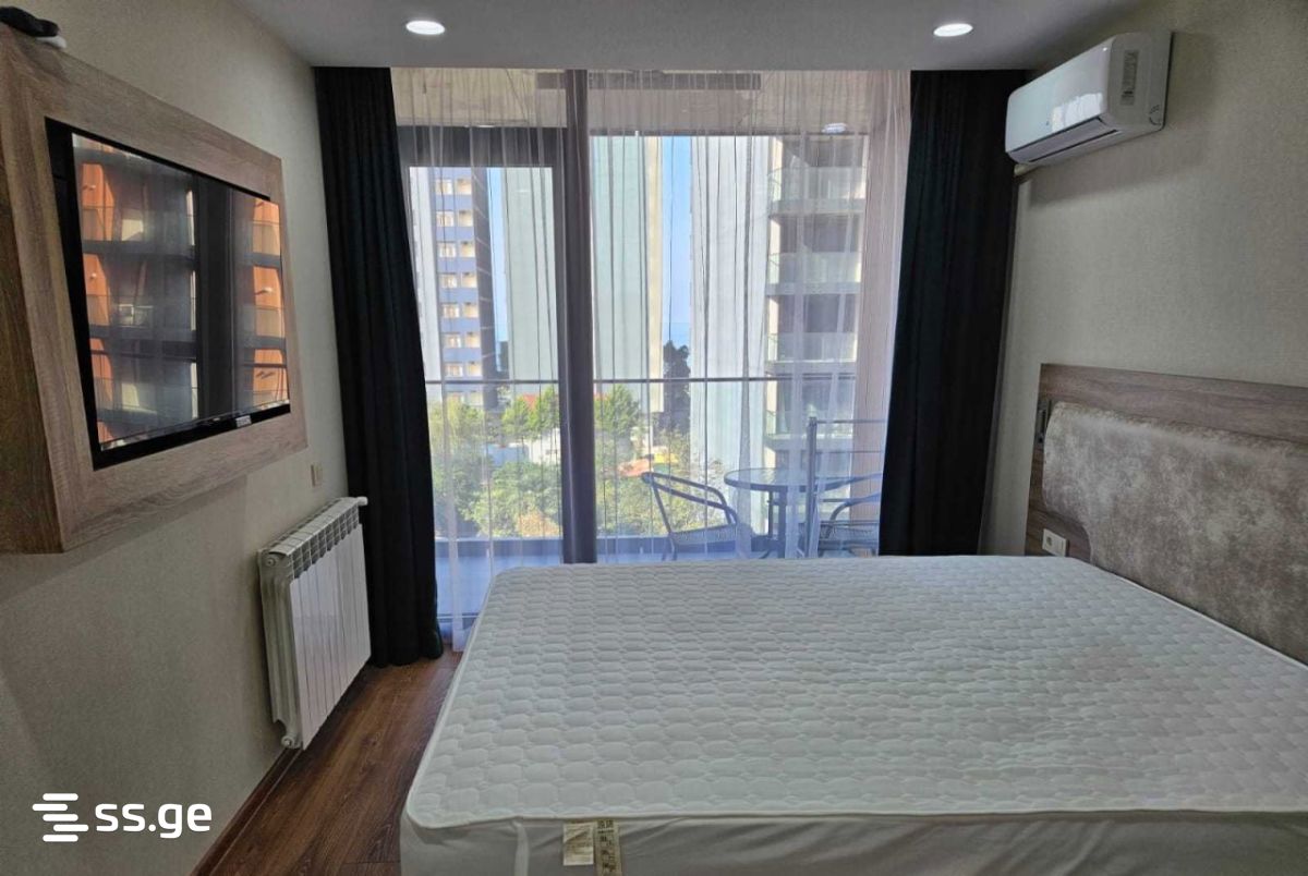 6 - 1 rooms