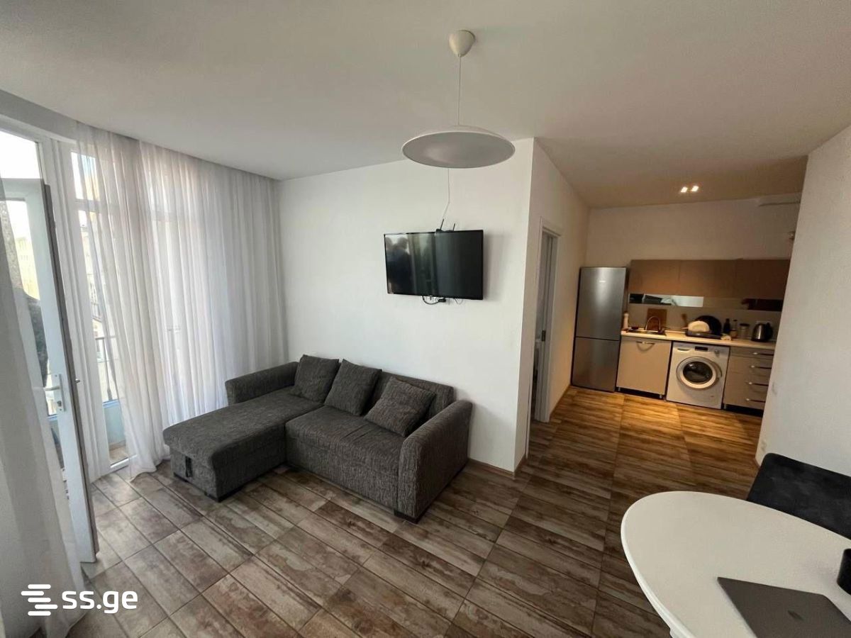 D. Mamuladze st. 35 - 2 rooms