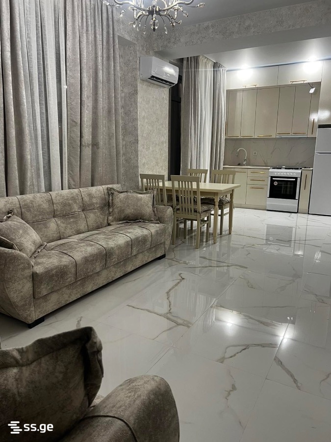 Khvedelidze st. 8 - 2 rooms