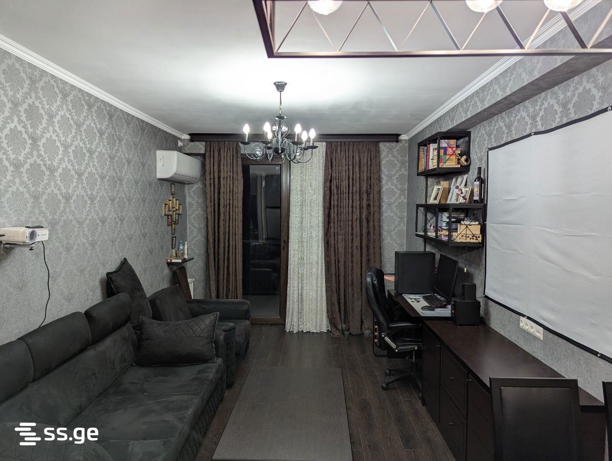 chkondideli st. 105 - 2 rooms