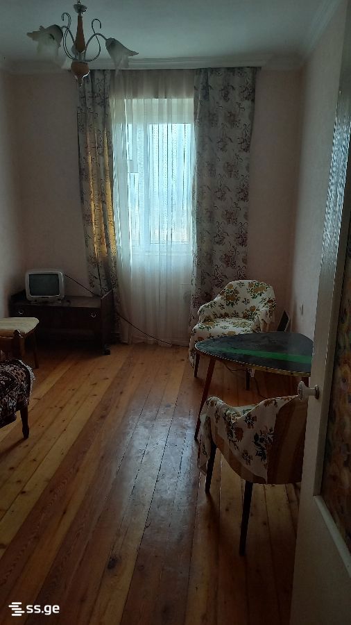 12 - 3 rooms
