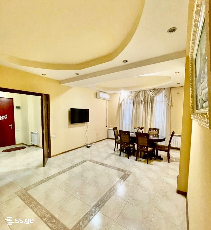 Mirian Mephe st. 3 - 3 rooms