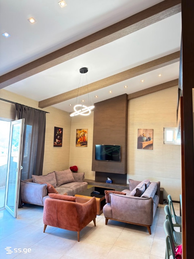 beritashvili st. 33 - 4 rooms