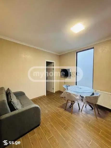 1 - 3 rooms