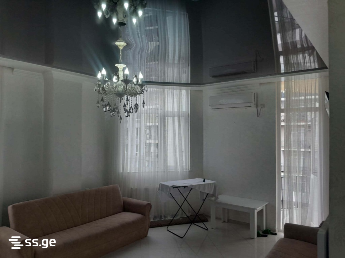 3 - 3 rooms