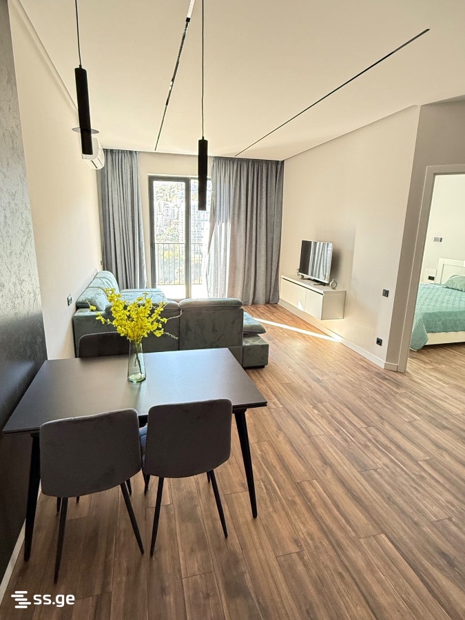 universiteti st. 46 - 2 rooms