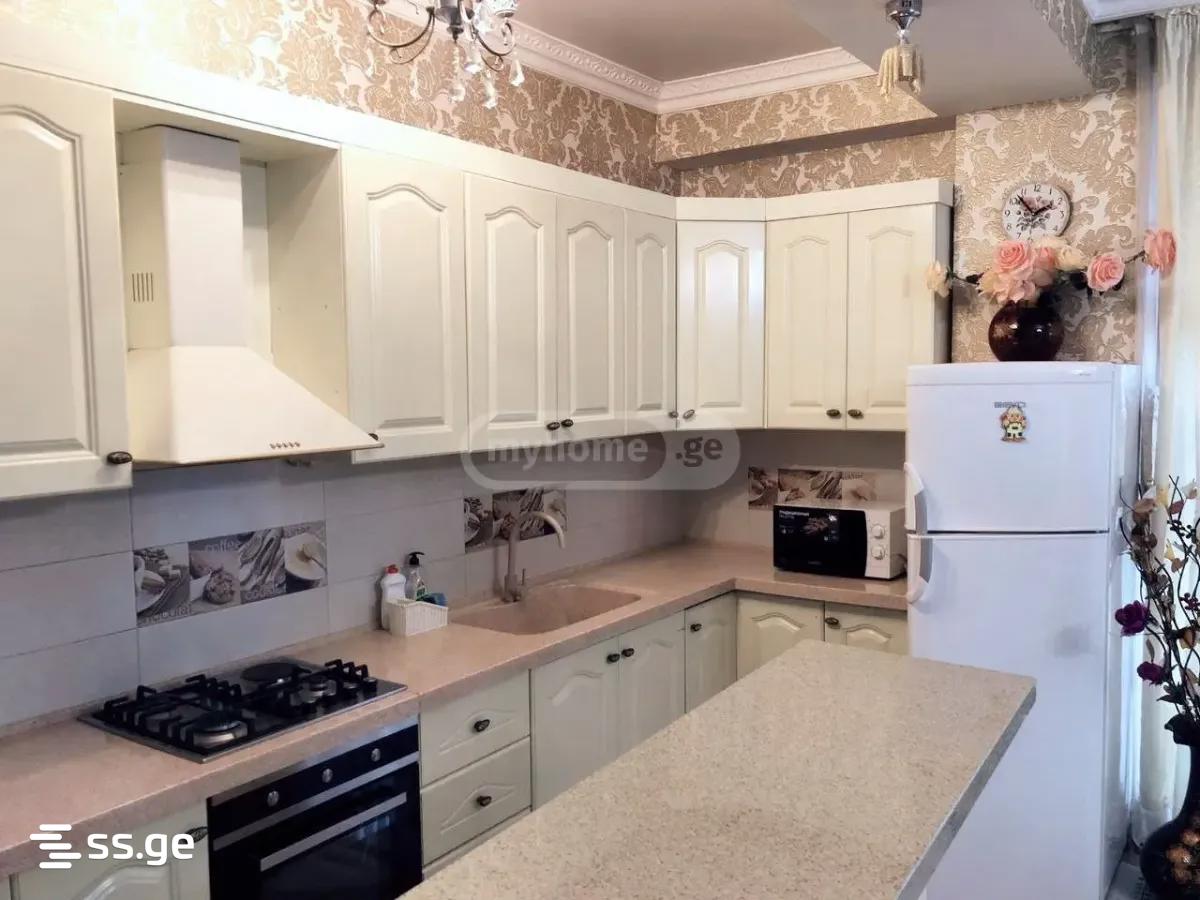 mckheta st. - 3 rooms