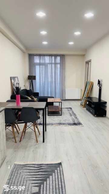 Mirian Mephe st. - 3 rooms