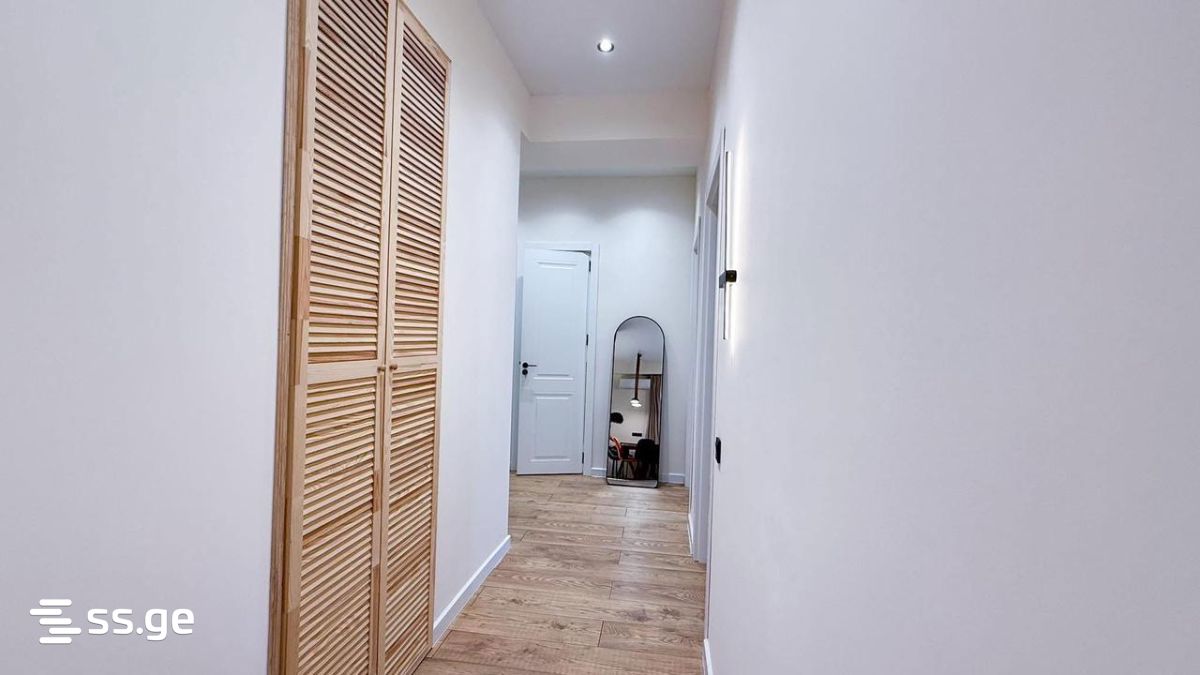 mirckhulava st. 9 - 3 rooms