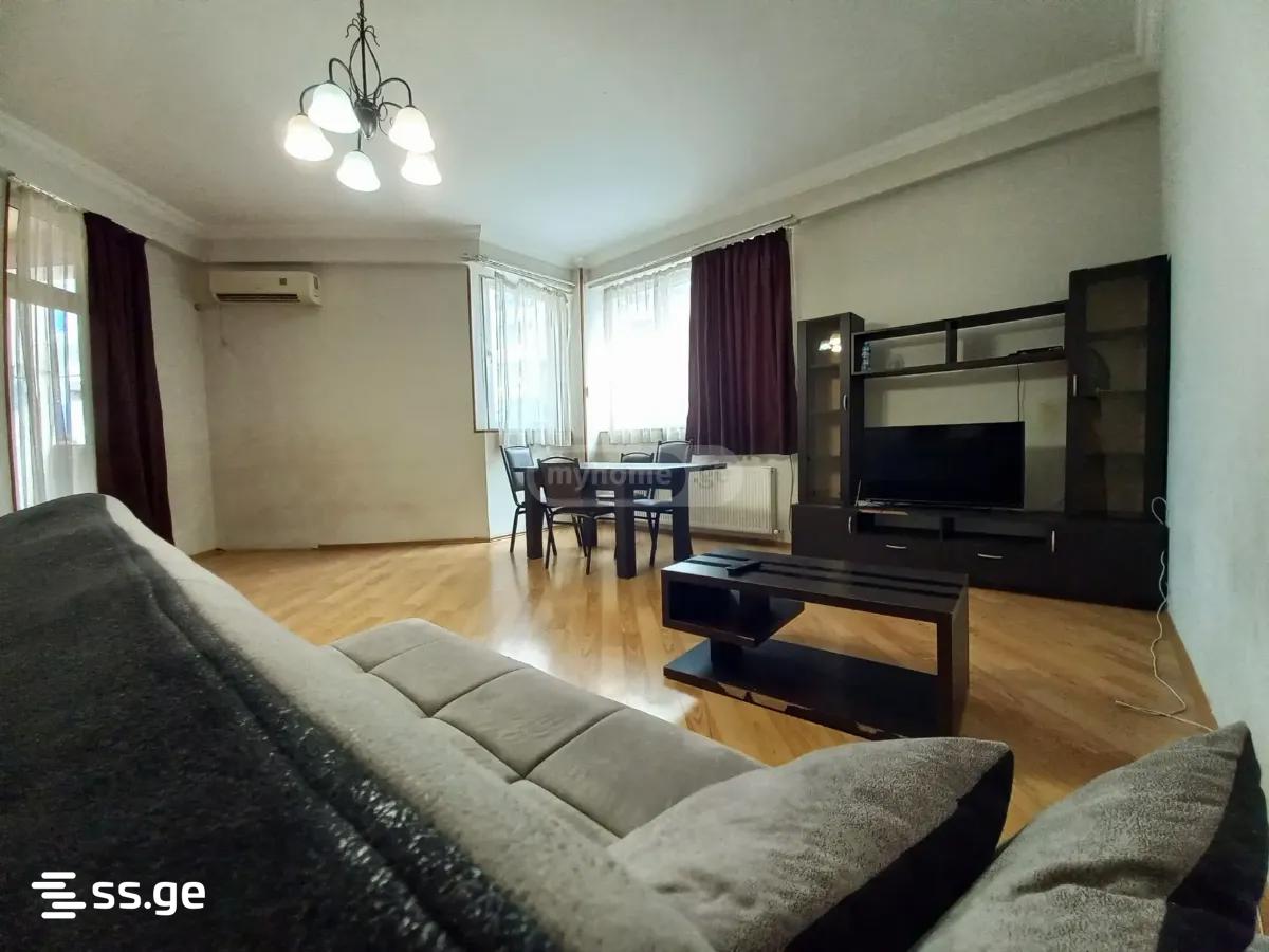 gagarin st. 4 - 3 rooms