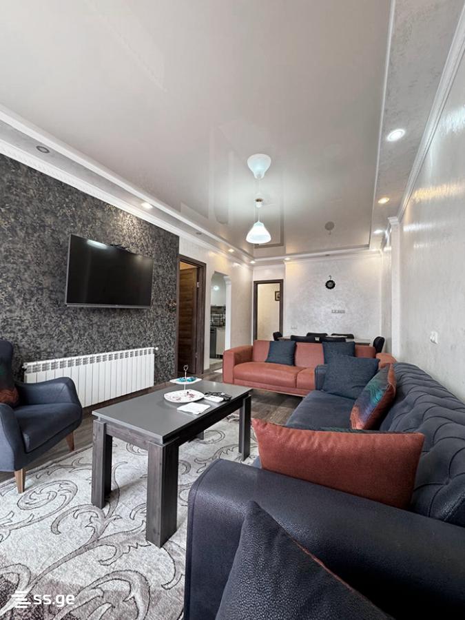 Tbel Abuseridze st. 5 - 3 rooms