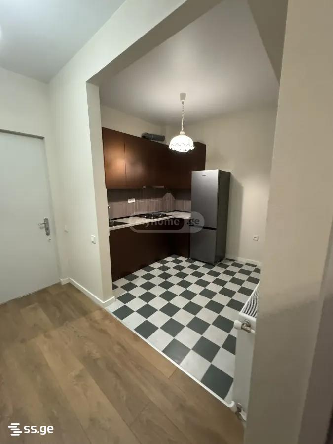 Vepkhistkaosnis st. - 3 rooms