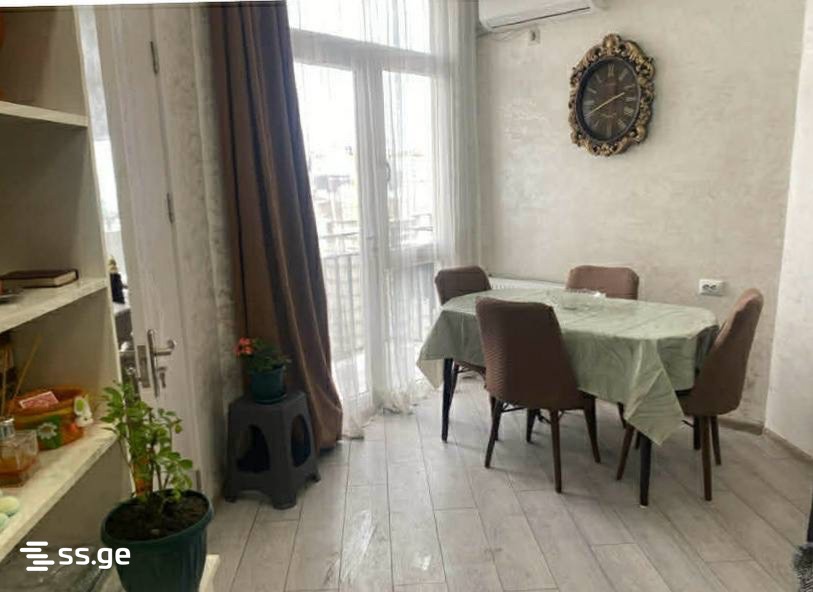 13 - 3 rooms