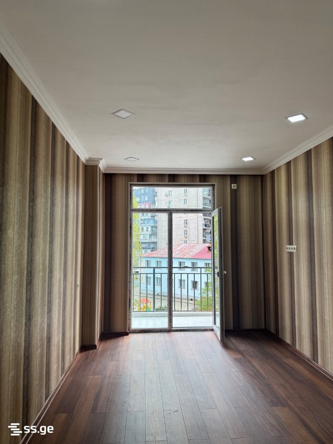 7 - 2 rooms
