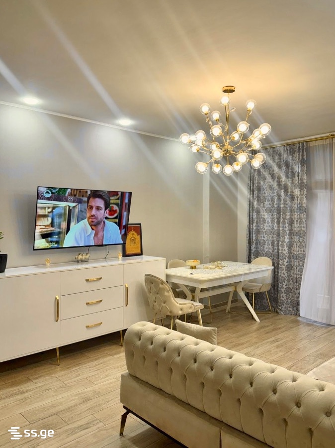 100 - 3 rooms