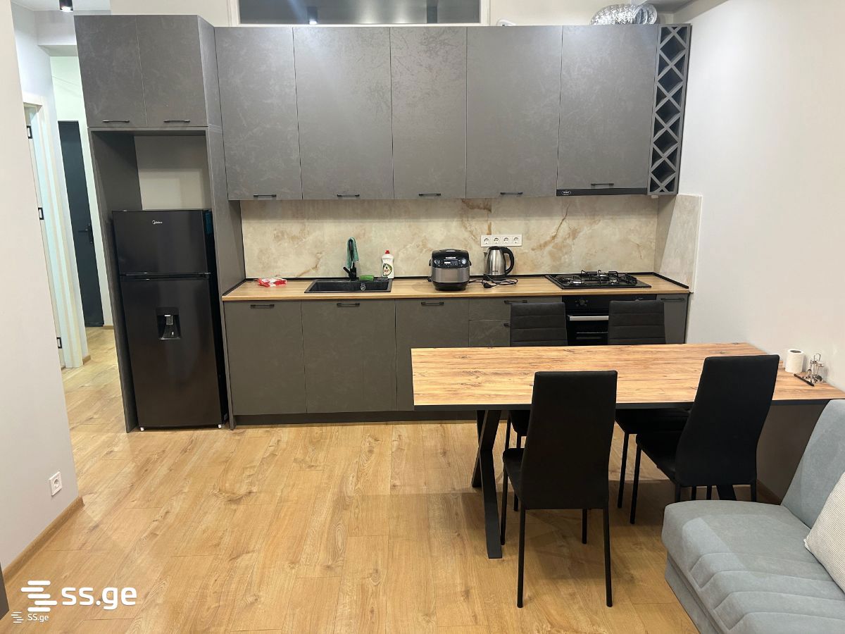 chkondideli st. 36 - 3 rooms