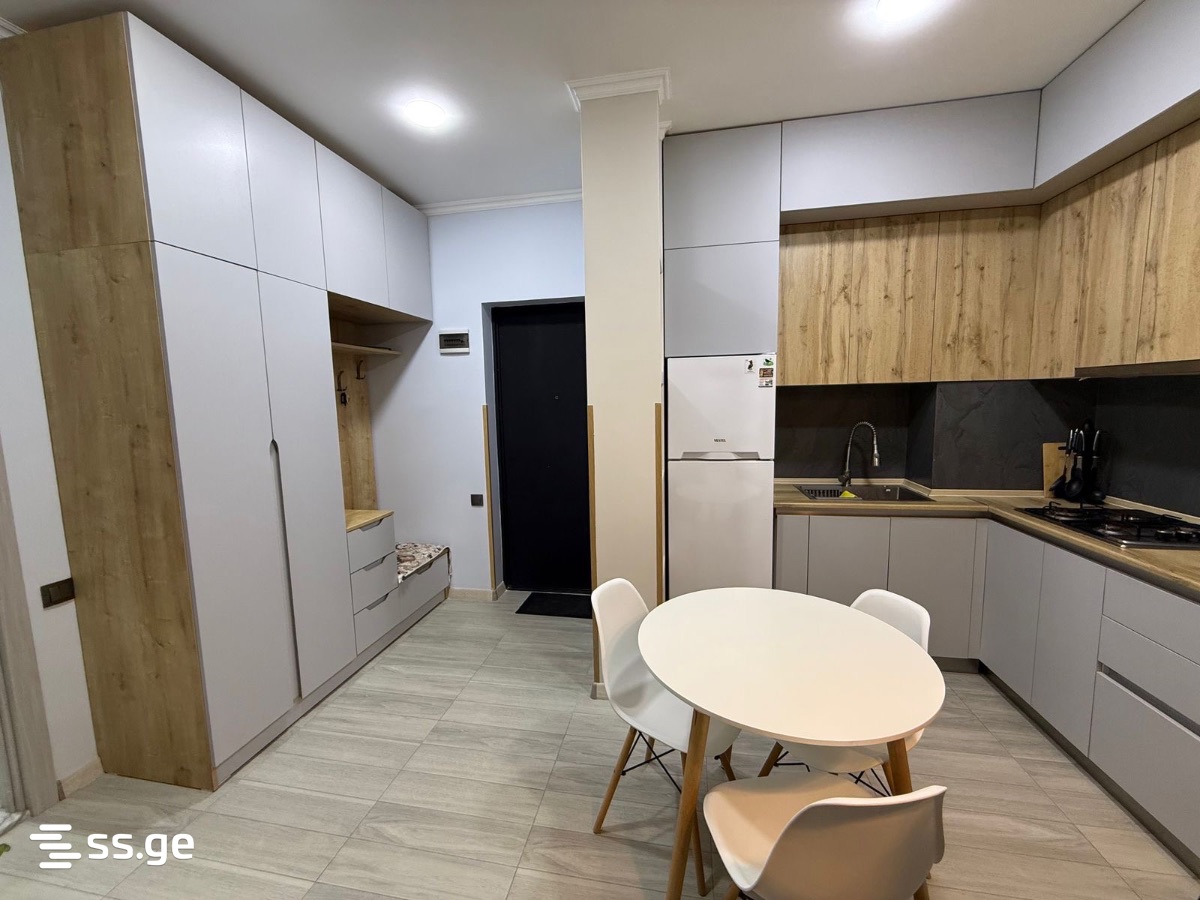 Kobaladze st. 15 - 3 rooms