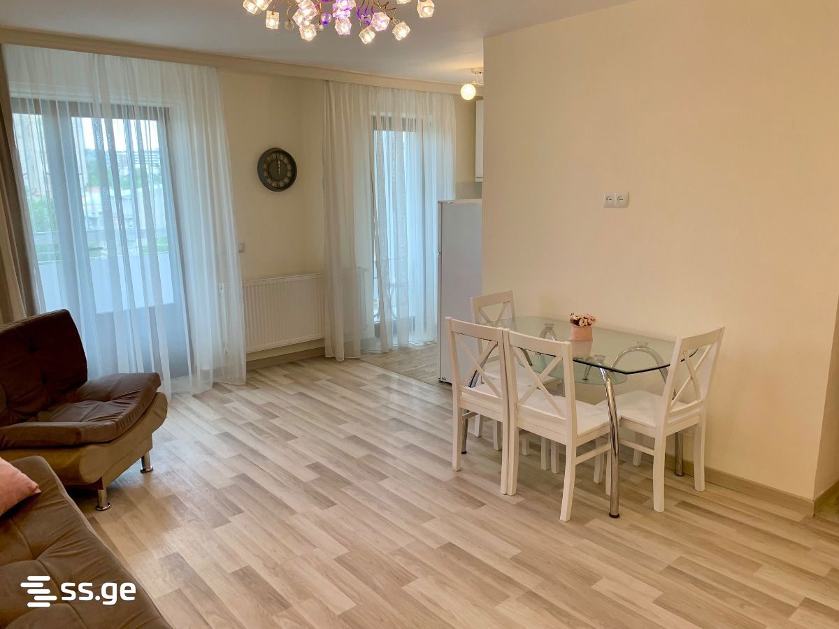 a.wereTlis avenue 15 - 2 rooms