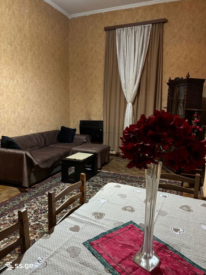 D.Kifiani st. 21 - 3 rooms
