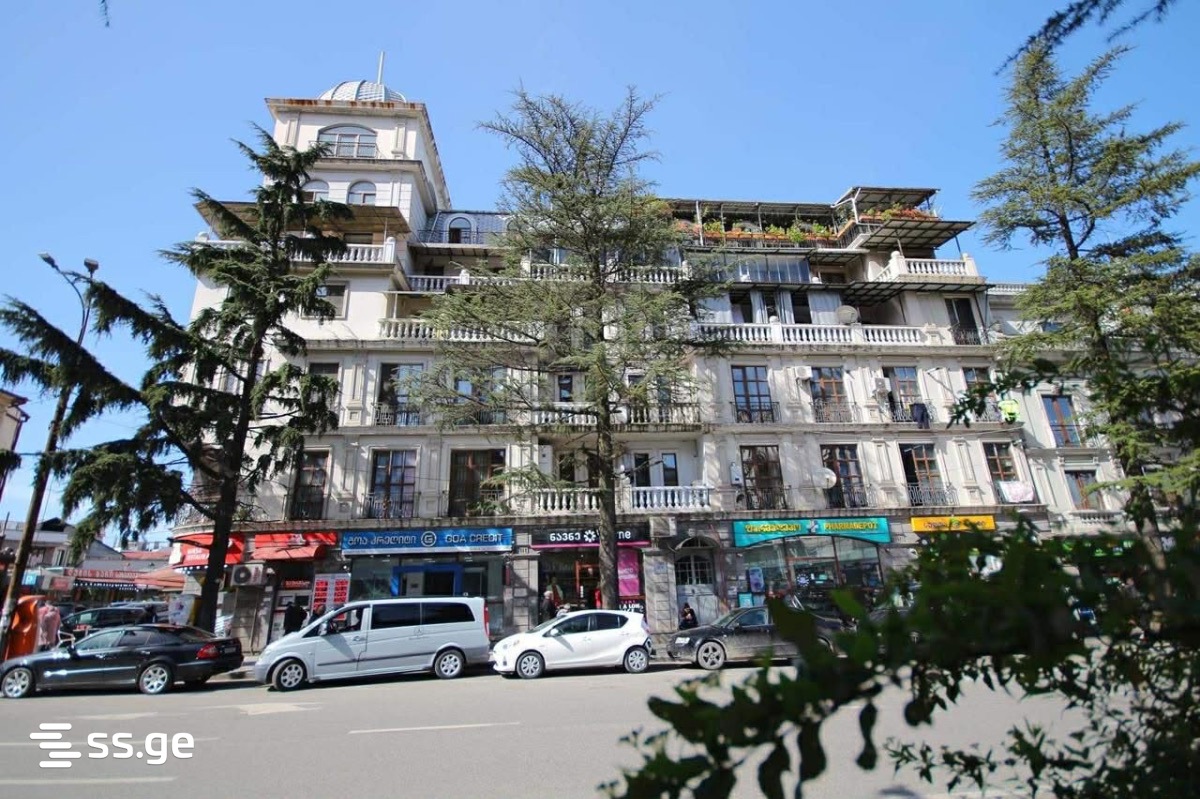 Chavchavadze st. 1 - 4 rooms
