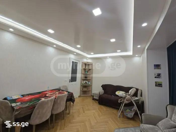 dumbadze ave - 3 rooms