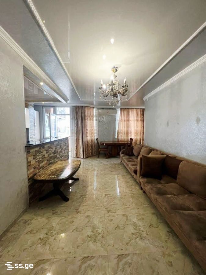 Leonidze st. 5 - 3 rooms