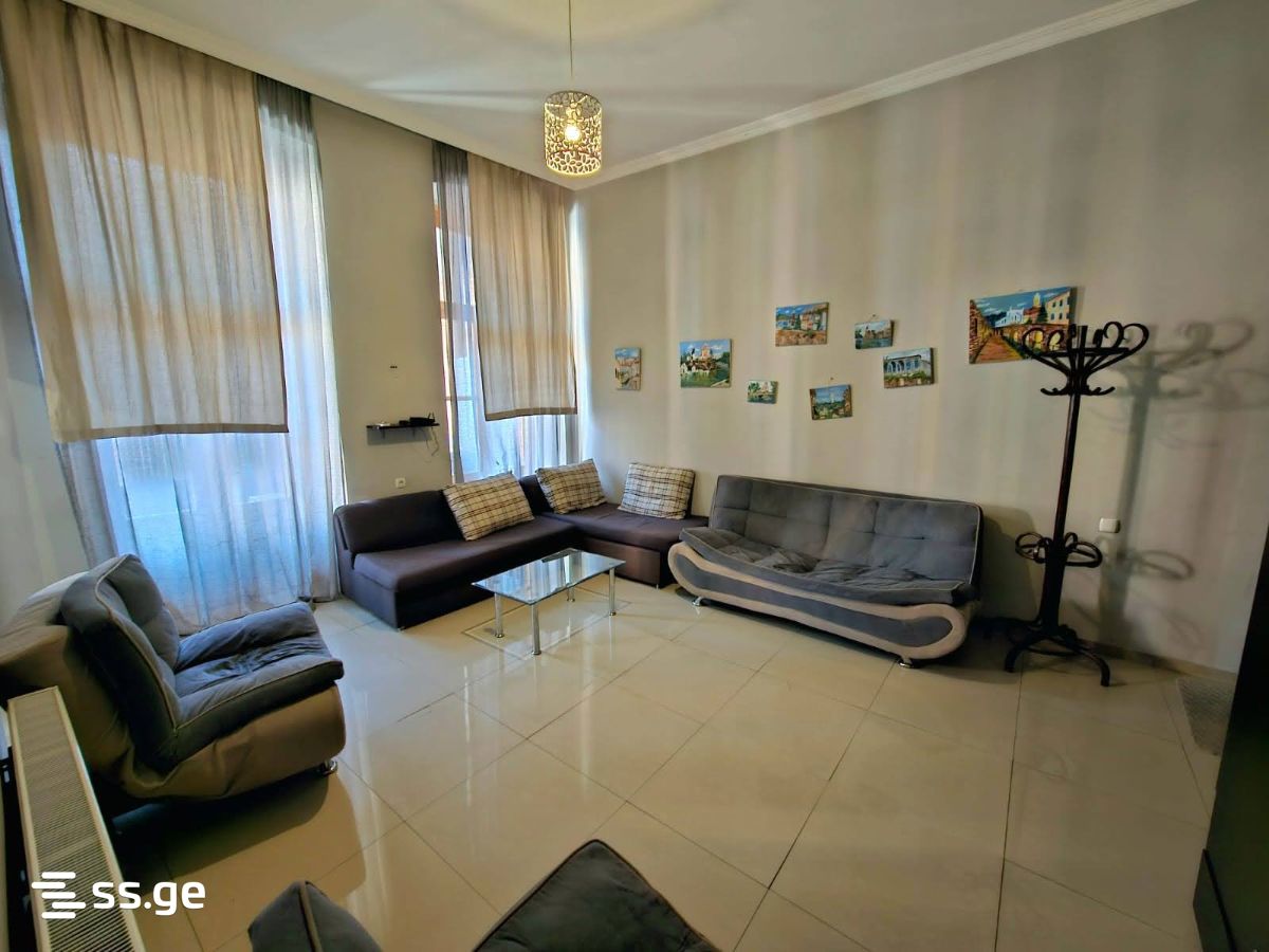 zaarbruken square - 2 rooms
