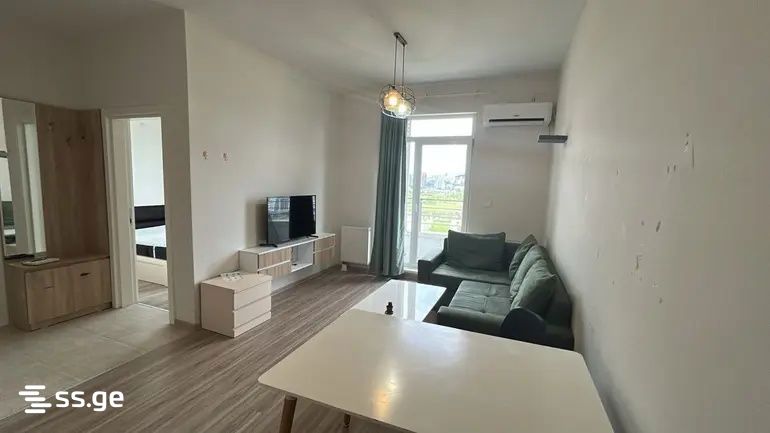 Bob walsh st. - 2 rooms
