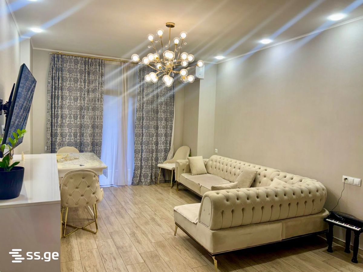 100 - 3 rooms