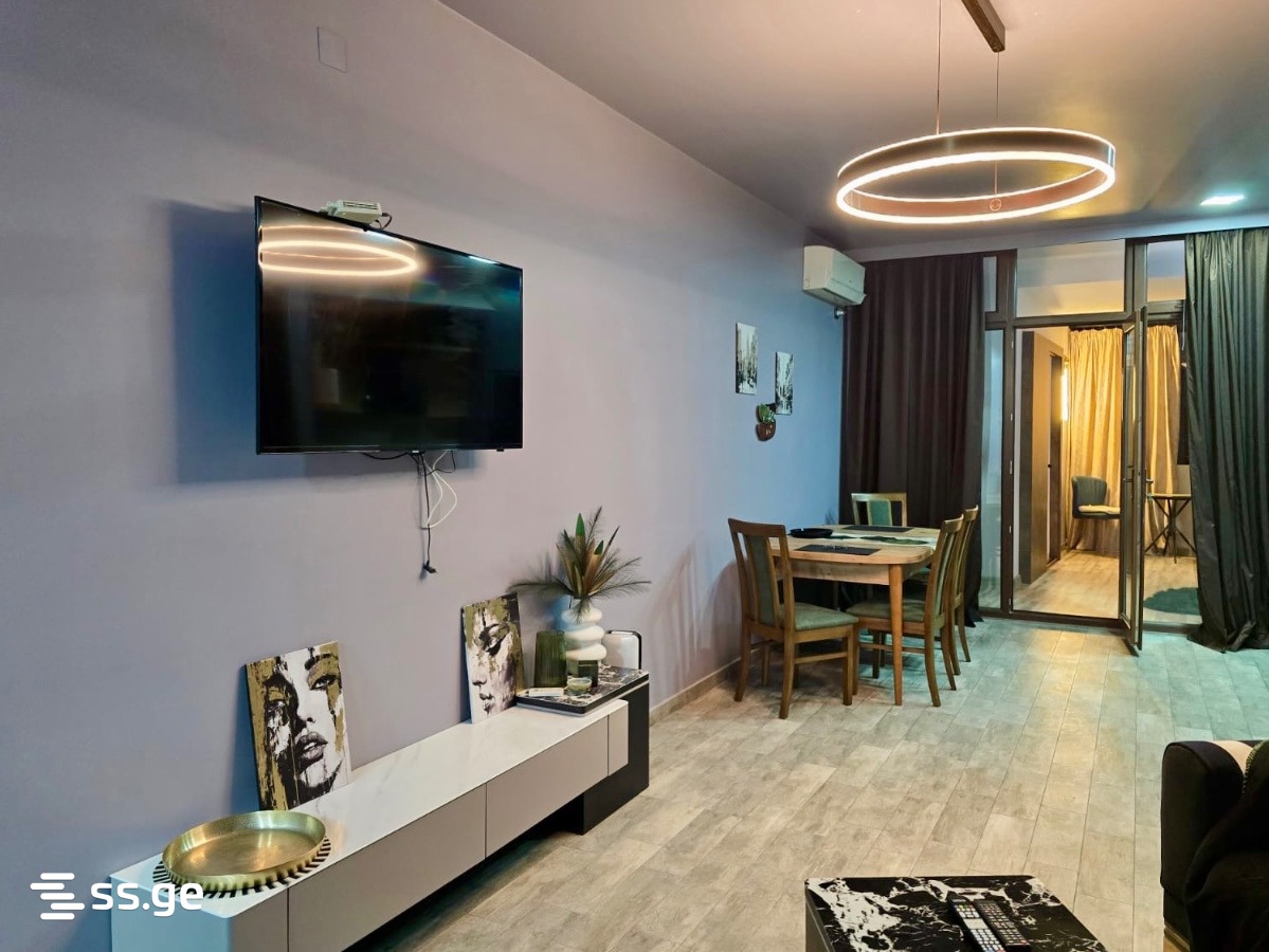 Z. Gorgiladze Street 98 - 3 rooms