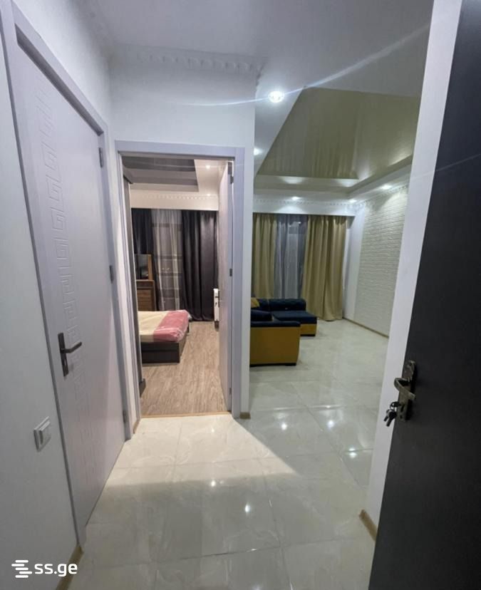 Khergiani st. 5 - 2 rooms