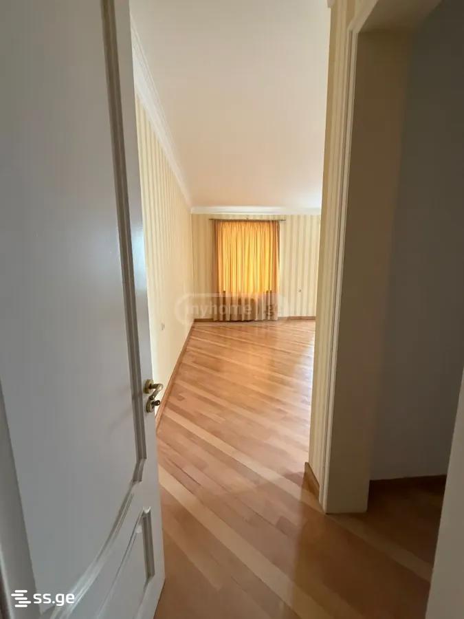 mirotadze st. - 5 rooms